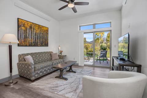 Successful Airbnb property: Amazing Views & Waterfront, New Construction (#2) in Steamboat Springs