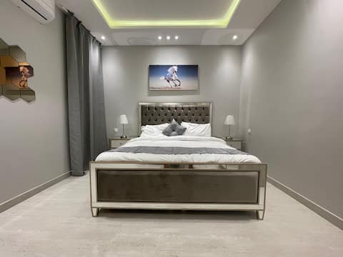 Beautiful loft with a private entrance and a beautiful outdoor session