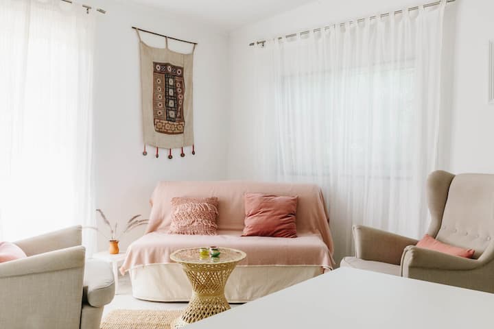 Orchard Island – Serene Ecolodge Cottage With Pool - Fuseta