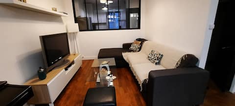 Popular Airbnb listing: Lyon Presqu'île: Charming and Authentic in Lyon 2e Arrondissement