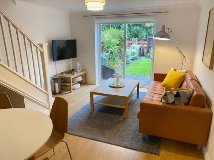1 Br With Parking -10 Minute Walk To Deansgate. - Manchester