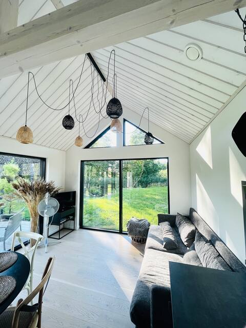 Pearl Holiday Home/Pearl riverside house