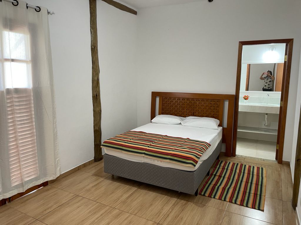 جناح 3 كبير وجميل ومريح. أثاث جديد ومراتب ووسائد. 