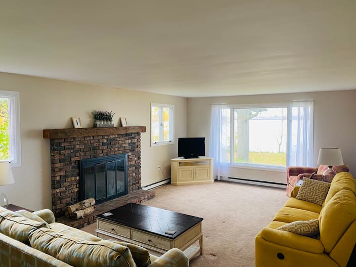 غرفة المعيشة