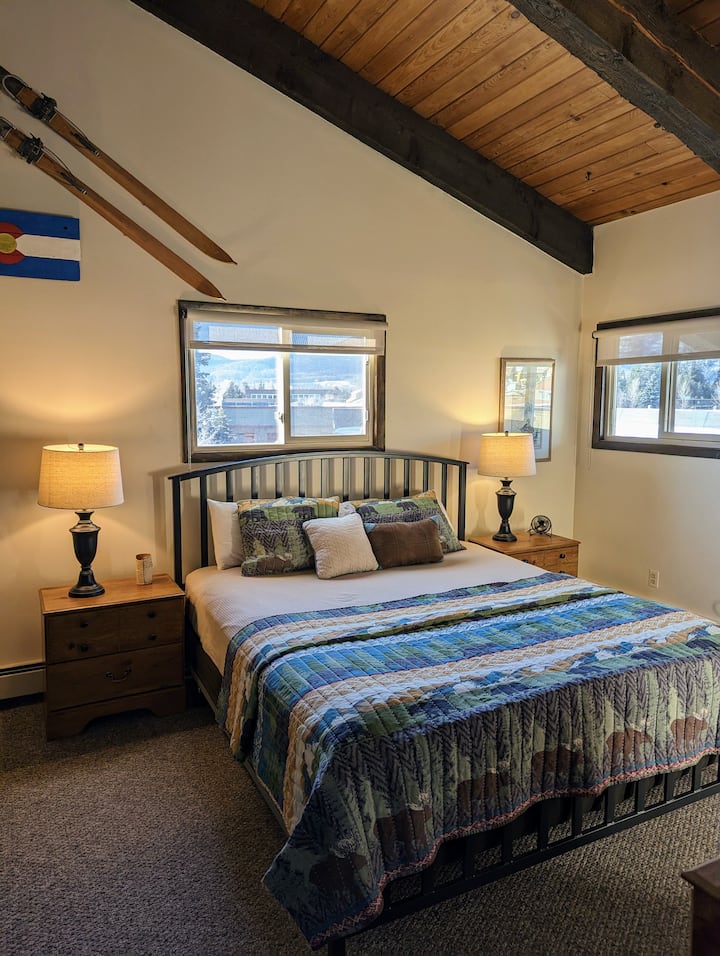 ห้องนอนใหญ่