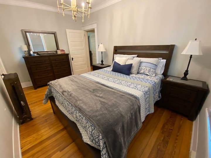 חדר שינה 3 - מיטת קווין