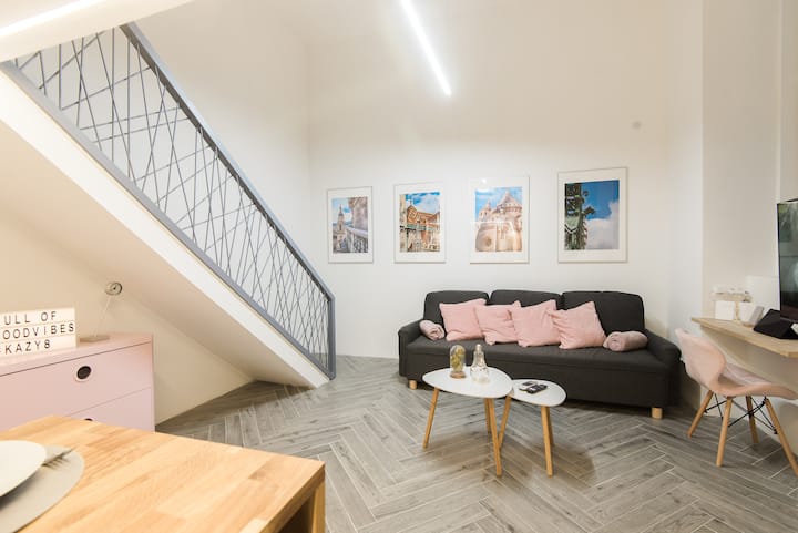 "Kazy8" - Your Downtown Designer Loft Apartment - Budapest