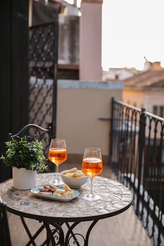 Rialto – 95 mq – balcone – WIFI-A/C – washer/dryer