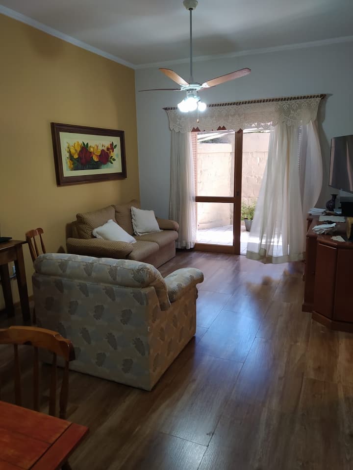 Apartamento Com óTima Localização - Gramado
