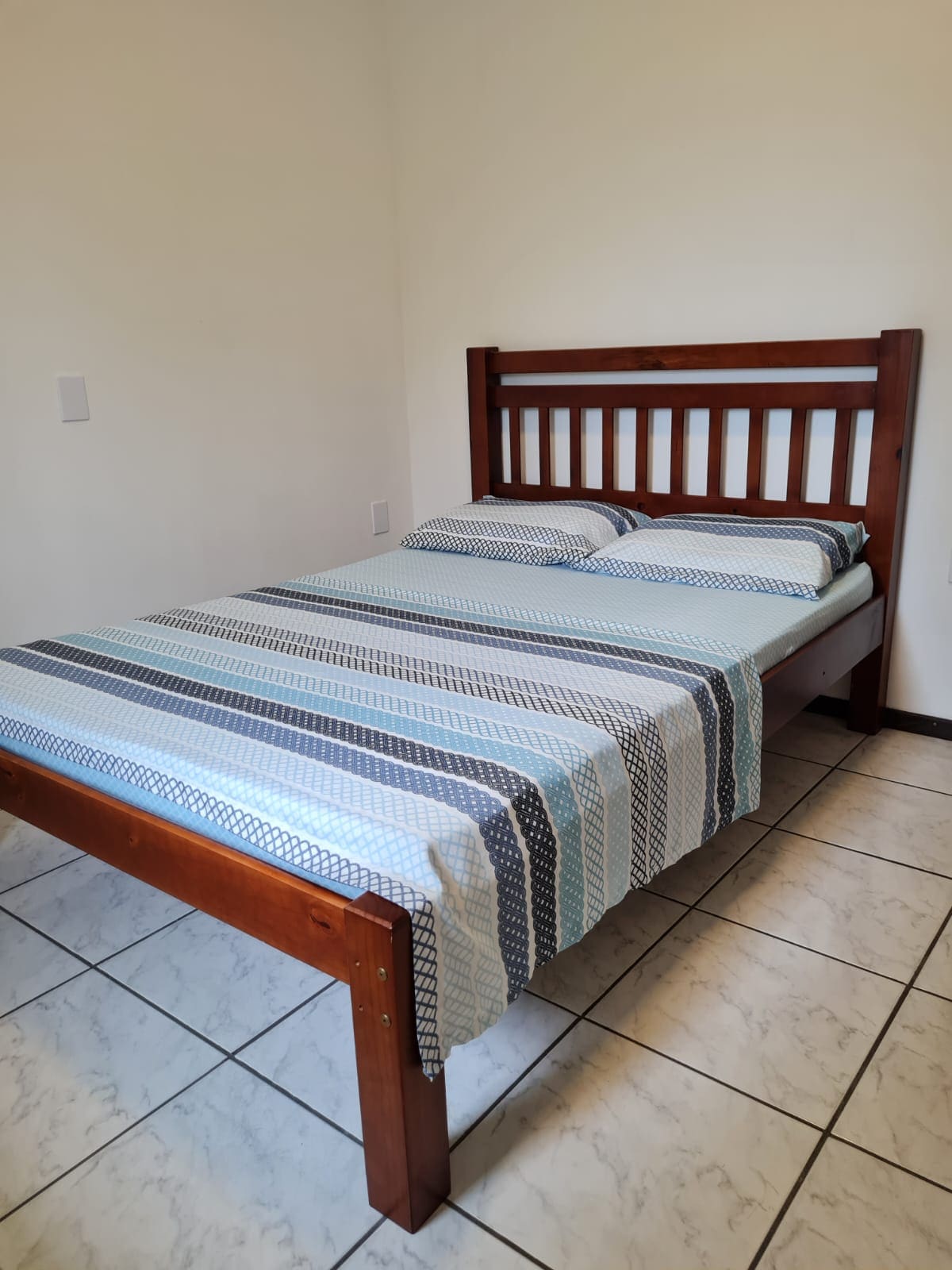 Bedroom 3: 1 double bed