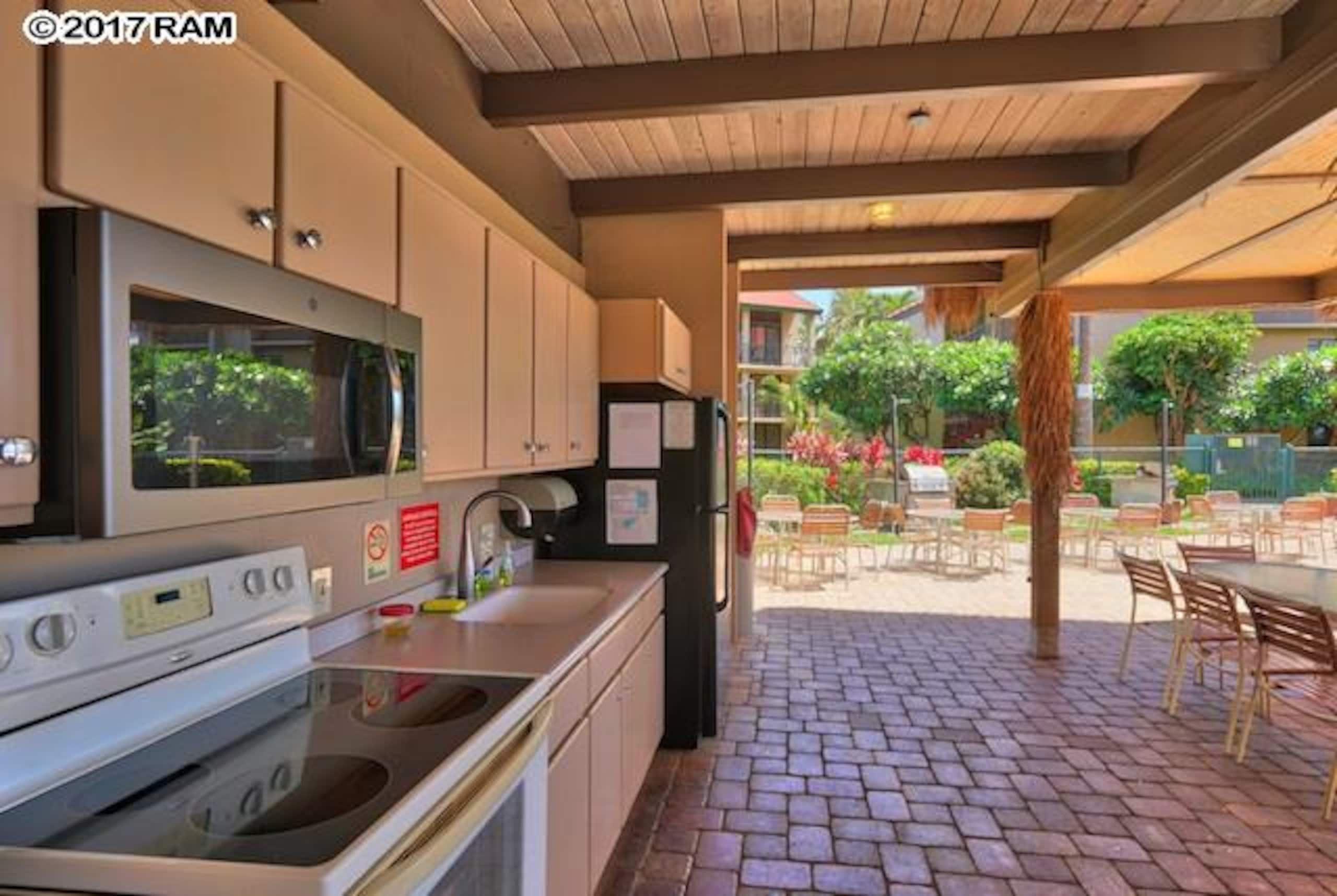Condo in Kihei · ★4.9 · 1 bedroom · 2 beds · 1 bath - Image 7