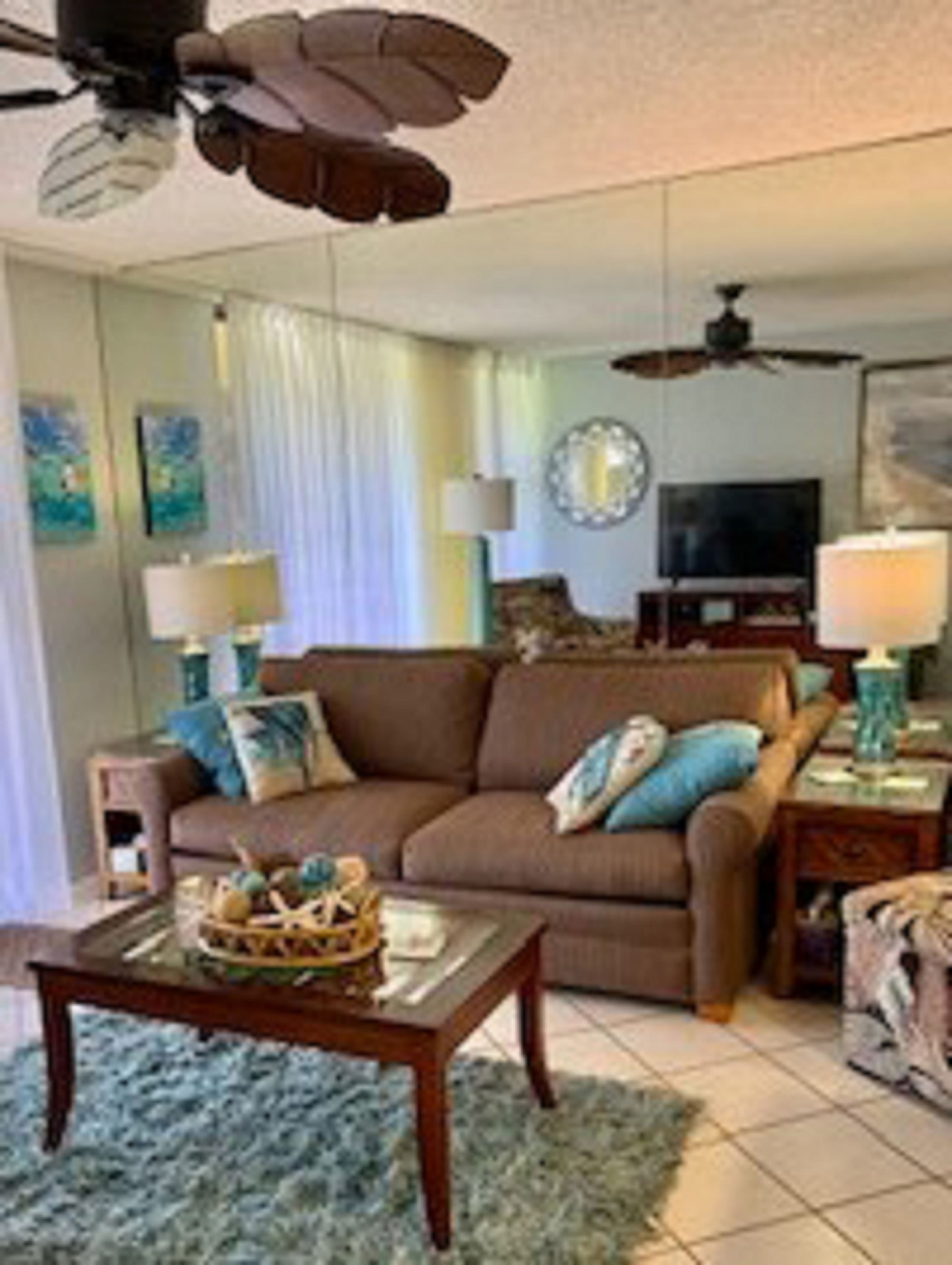 Condo in Kihei · ★4.9 · 1 bedroom · 2 beds · 1 bath - Image 2