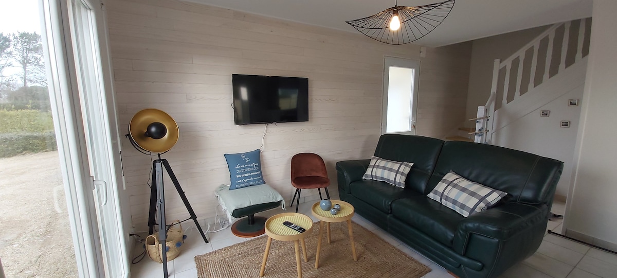 Top performing Airbnb: Theven Gwen house 700 m Sea Garden Clos in Cléder