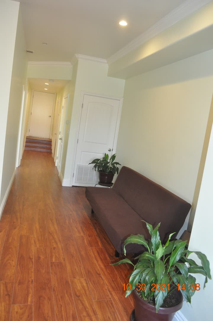 Highland Park - 2 Bdrm W/ Patio & Private Entrance - Los Angeles, CA