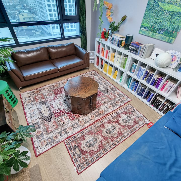 Humphreys 1 min, Two Shared rooms Apartments for Rent in Paengseong