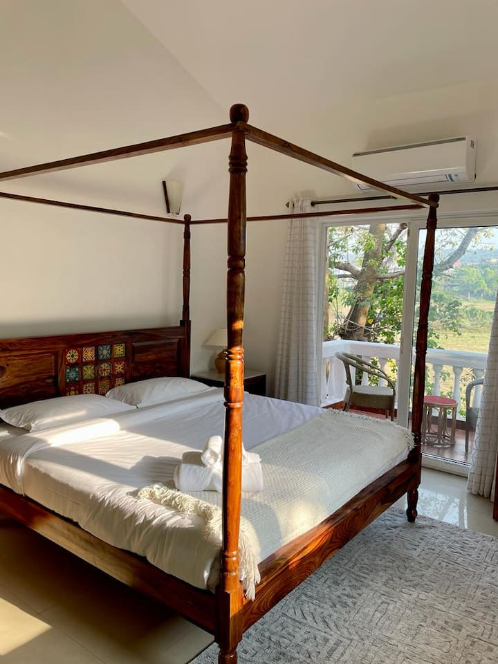 Bedroom 1 image 1