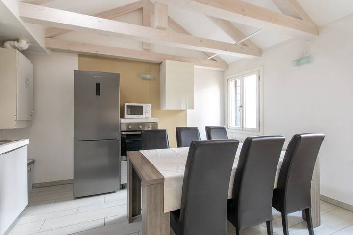 Corte del Tintor 2103 with rooftop terrace gallery image 5