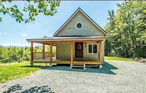 Welcome to Twin Peeks! Relax, cozy up and unwind!