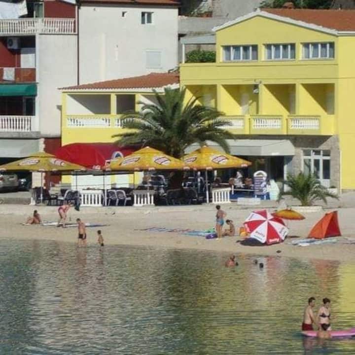 Apartman Momo Popovič 5lidi - Neum