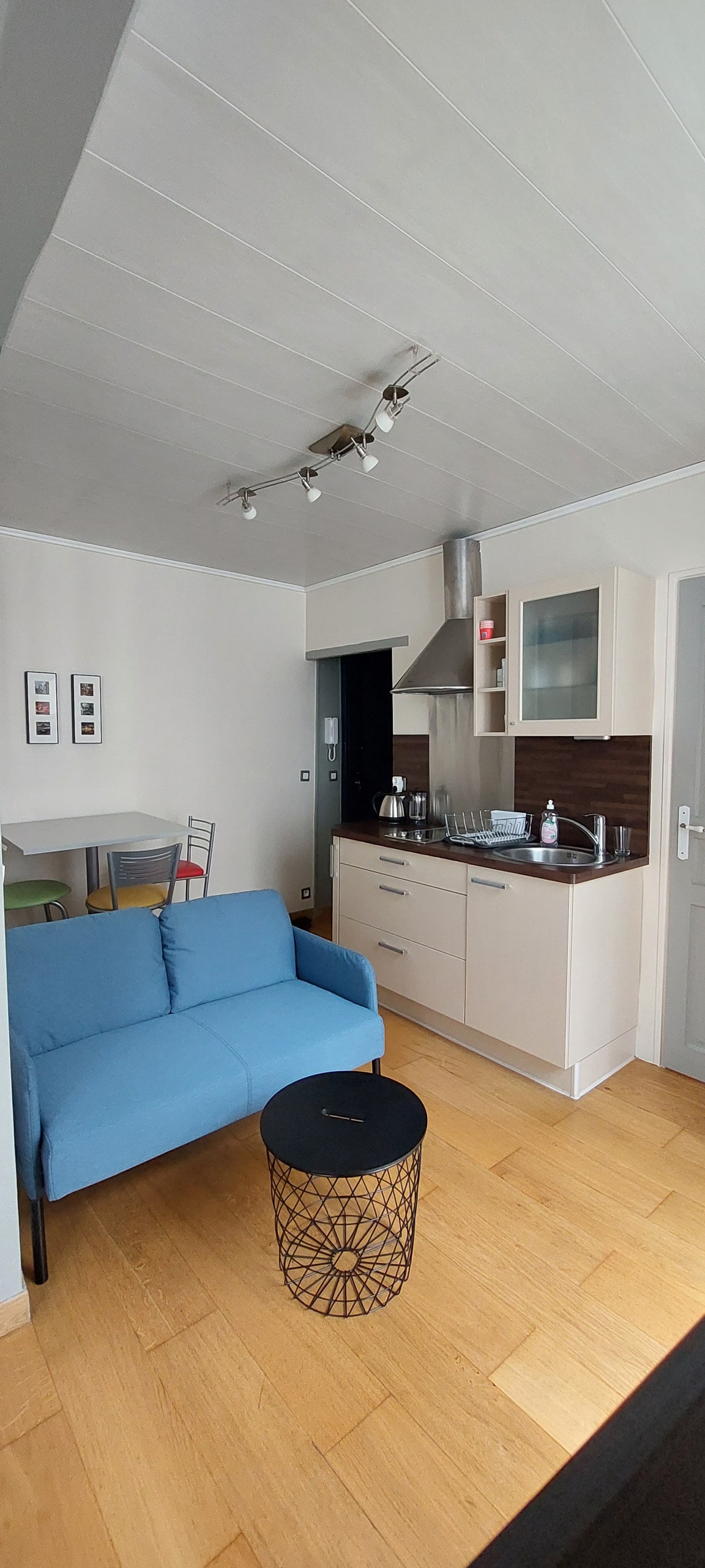 Chumba cha kulia - Jikoni