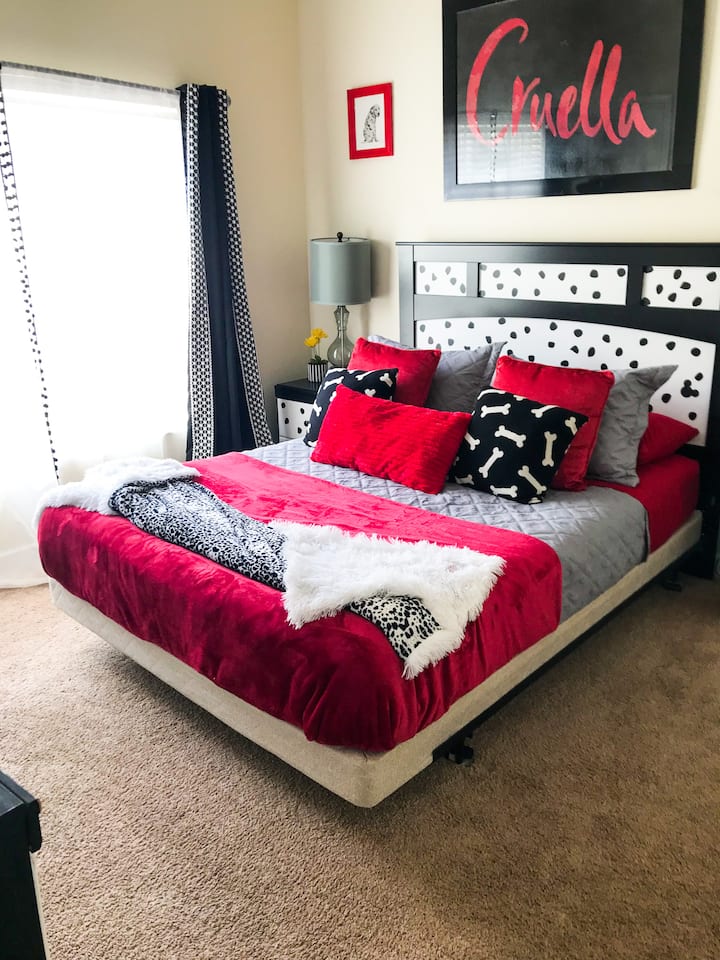 Welcome to the first floor, where luxury and whimsy collide in our Cruella themed room. Step into a world of sophistication and style as you enter this elegant space adorned with iconic motifs inspired by the infamous Disney villain.
