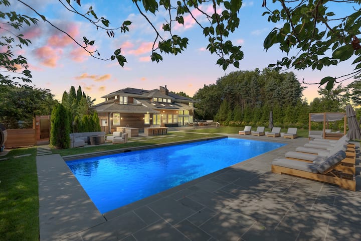 Incredible 9+ Bed Watermill Home Wellness Retreat - The Hamptons, NY