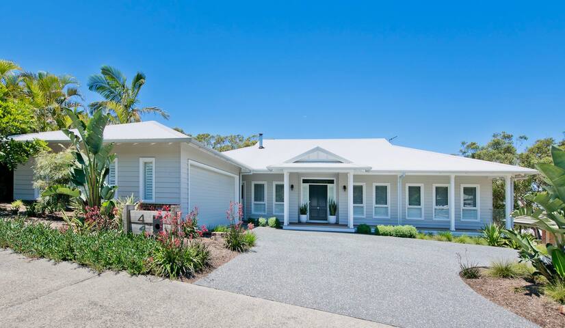 Illoura North – Award winning luxury beach house gallery image 2