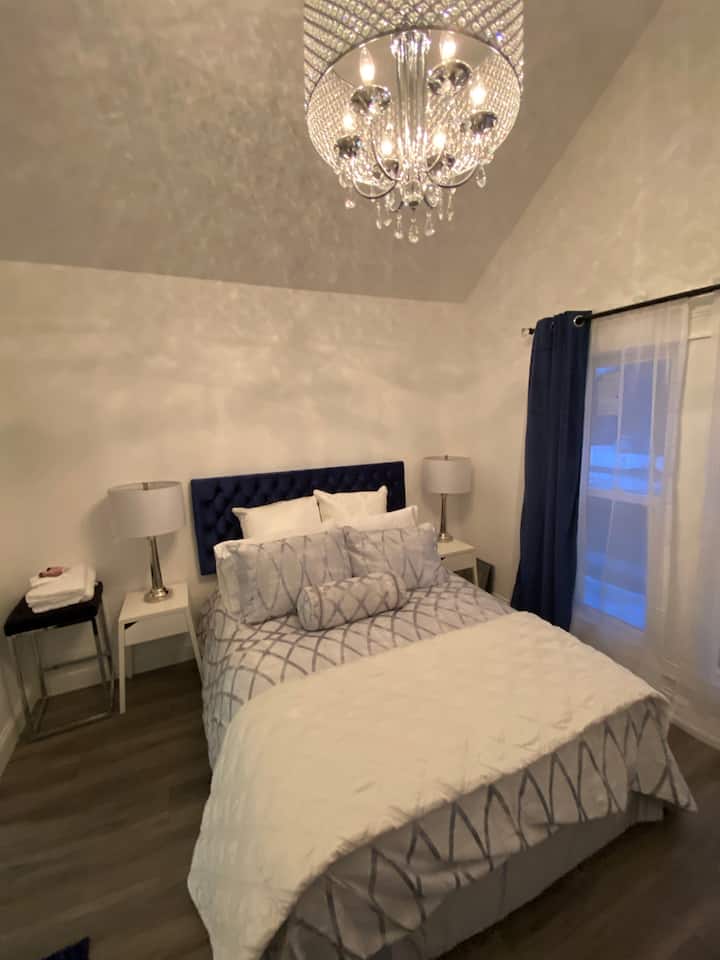 ห้องนอนใหญ่ 