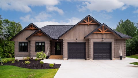 Luna Log House | Sauna + 5 Bdrm