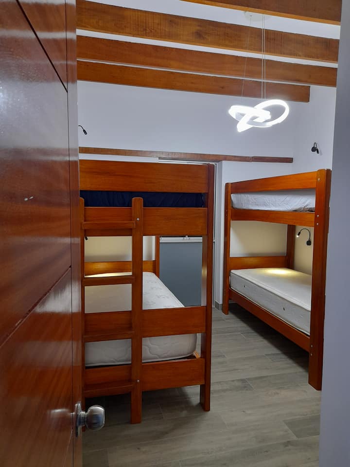 غرفة النوم 2