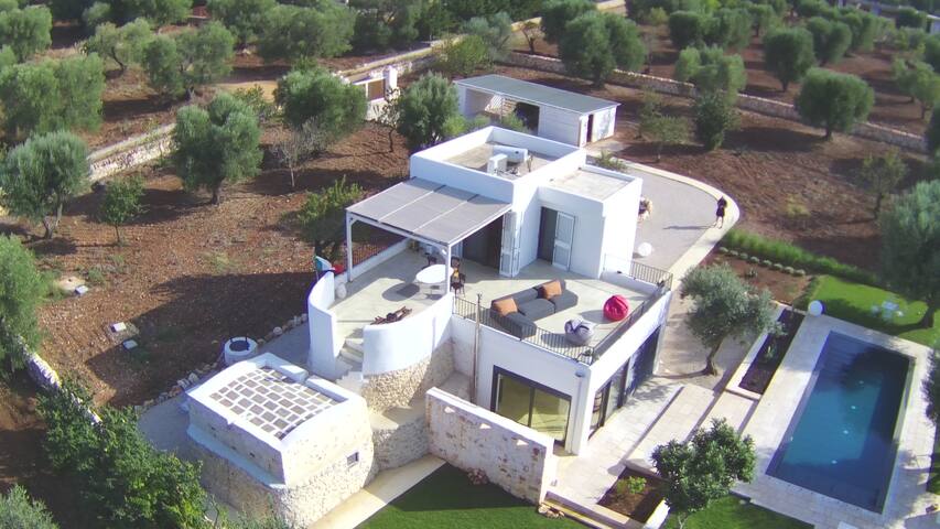 Grotta Giulia – Traumvilla mit Pool und Meerblick gallery image 5