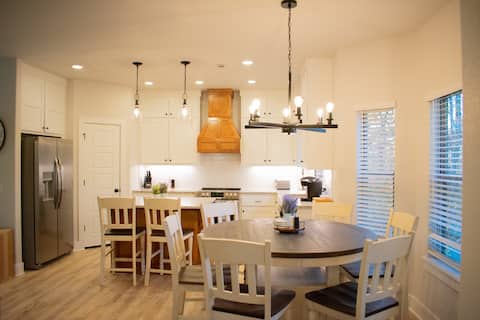 FREE RIDE: Get away to NWA @3BR MTB home (Back 40)