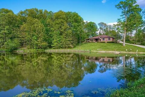 Large Luxurious Estate perfect for any occasion