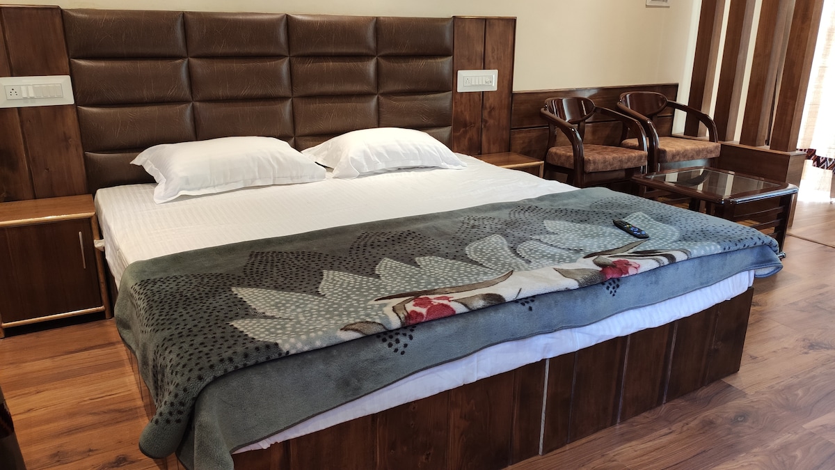 Deluxe Room - Mathan View - Bhuntar