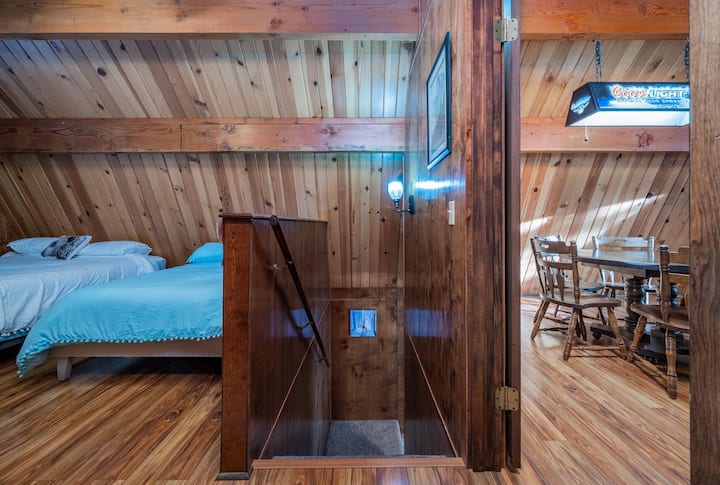 Svjetla na stepenicama na baterije koja se mogu uključiti na ograničeno vrijeme ako dođe do nestanka struje. 