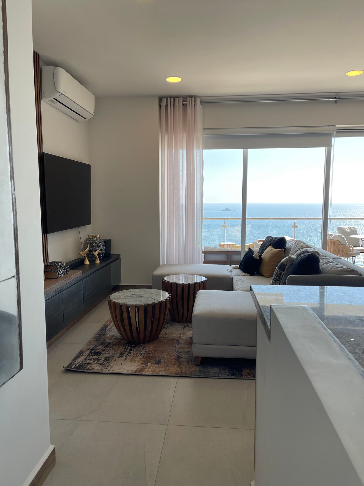 3BR Condo in Manzanillo — photo 1