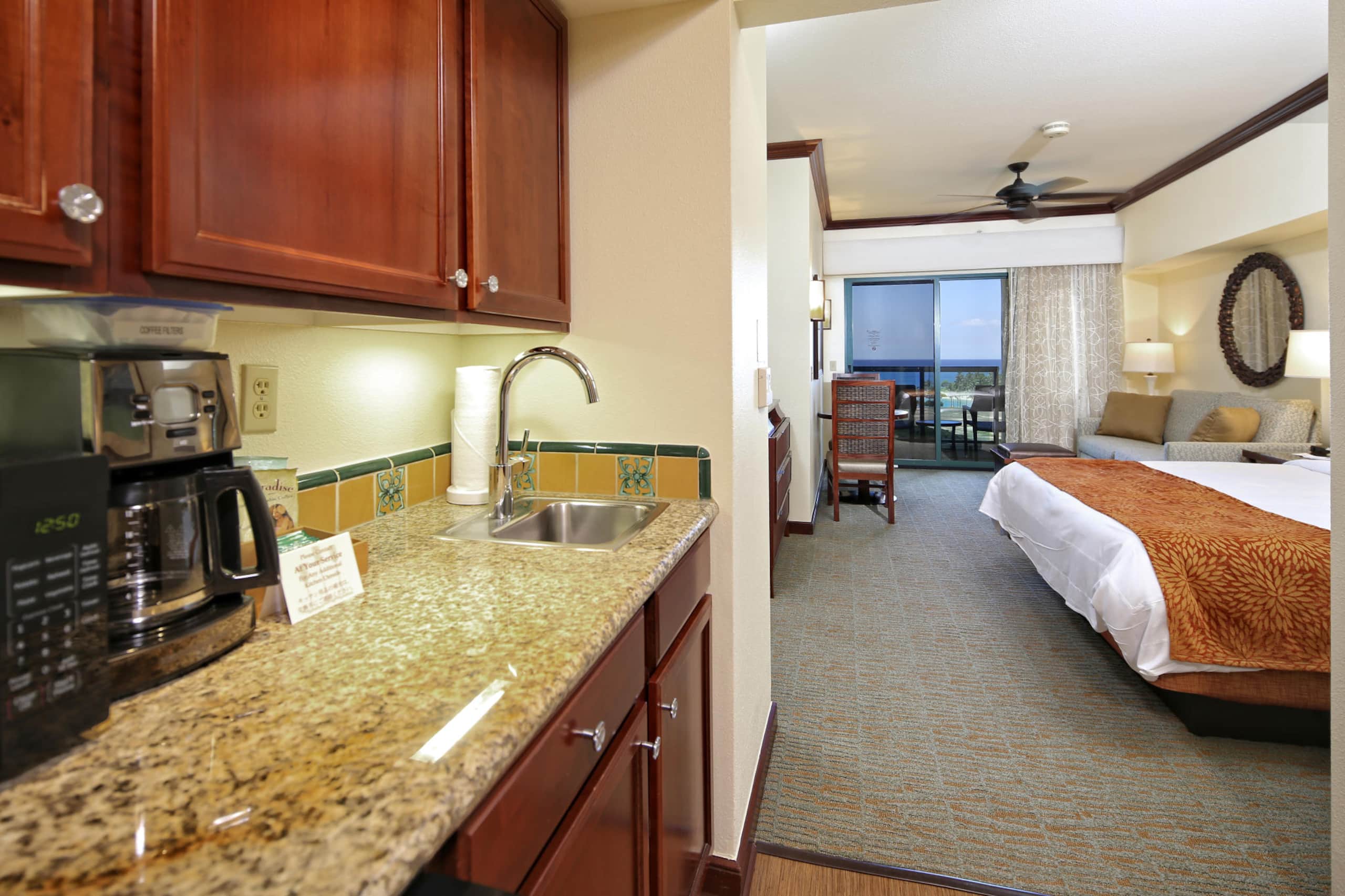 Condo in Kapolei · ★4.86 · Studio · 2 beds · 1 bath - Image 1