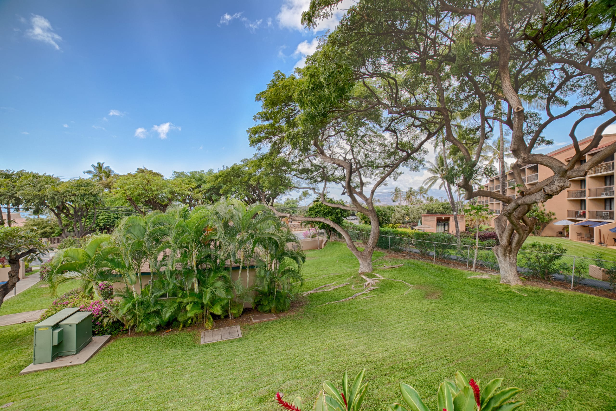 Condo in Kihei · ★4.94 · 2 bedrooms · 3 beds · 2 baths - Image 19