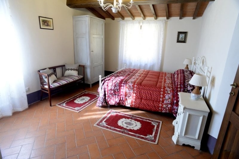 Dormitorio de arriba Millefiori con baño privado y una vista espectacular al sur.