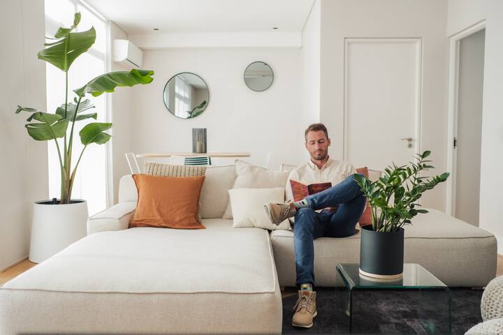 Luxury Designer Penthouse Loft gallery image 5