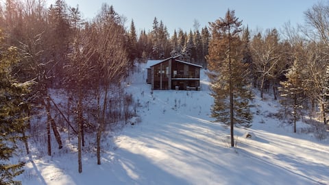 The sumptuous: luxurious riverside in the mountain