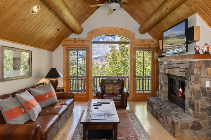 Walk To Lifts • Spacious Quiet Condo • 4 En-suites - Telluride, CO