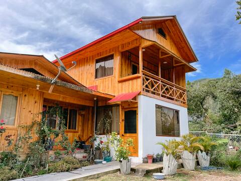 HOLZHAUS: Cute wooden house in Oxapampa