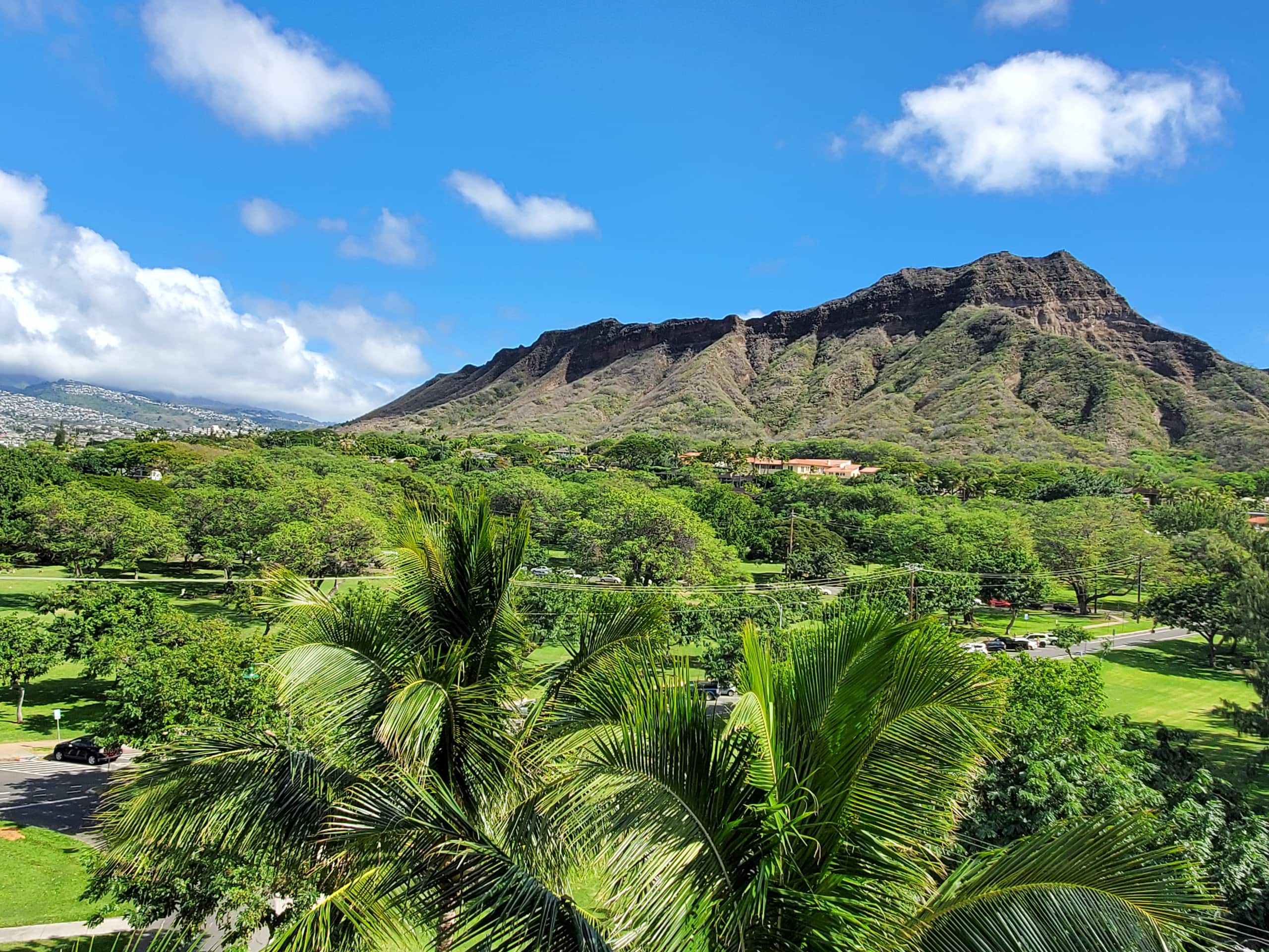 Condo in Honolulu · ★4.77 · Studio · 1 bed · 1 bath - Image 12