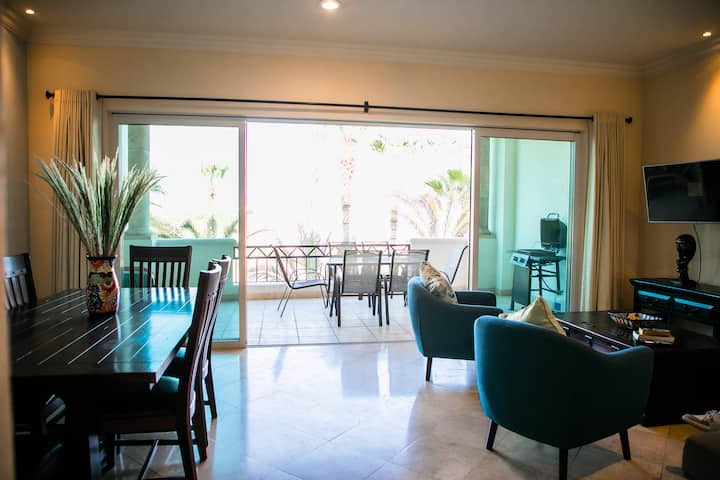 Stylish 2br: Walk To The Beach And Downtown - Cabo San Lucas