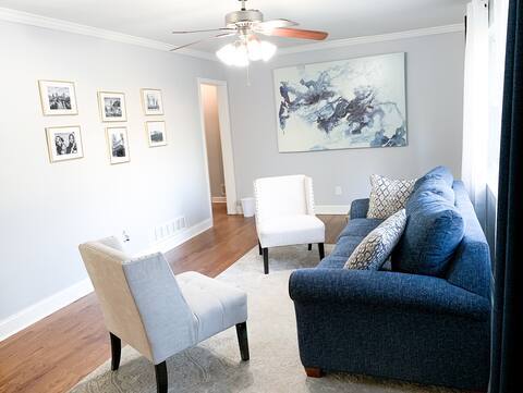 The Perfect Intown Stay for Groups - 5BR 2.5 BATH