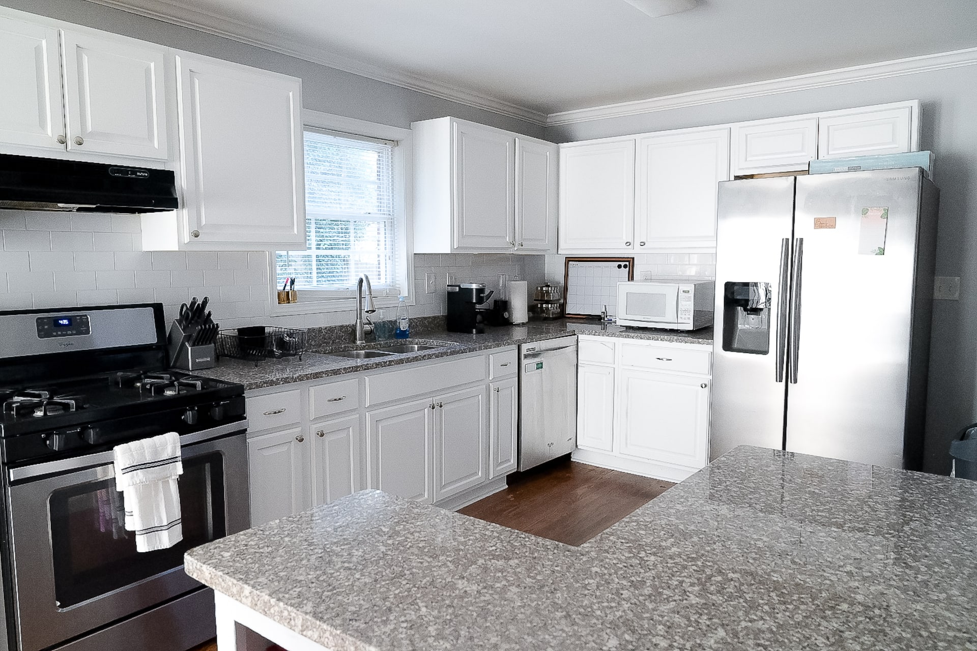 The Perfect Intown Stay for Groups- 5BR 2.5BA — photo 2