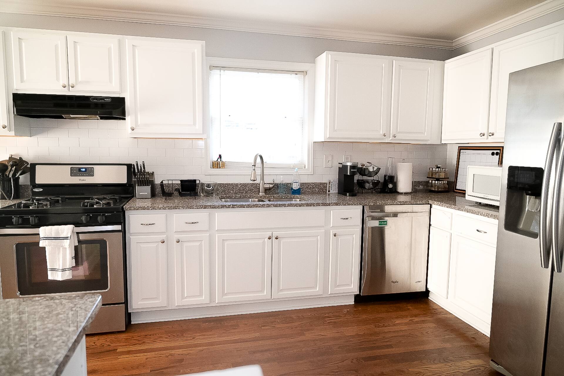 The Perfect Intown Stay for Groups- 5BR 2.5BA — photo 3