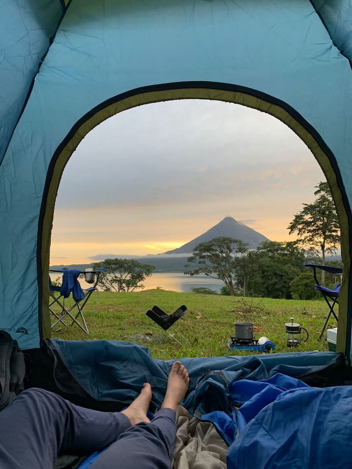 Rústico Arenal 1 Carpas Lago y Volcán Bed and breakfasts en renta en