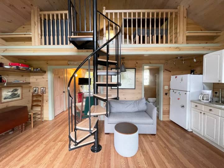 Beautiful private cabin on Big Squam Lake Cabins for Rent in